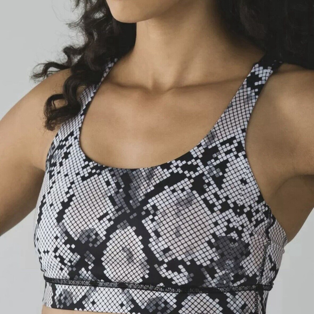 Lululemon Energy Bra Ziggy Snake Gray Black Print Strappy Back Size 4 With Pads